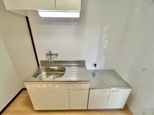 レジデンス中村【A-213号号室】のキッチン