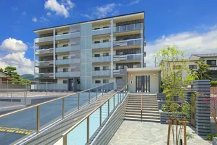 アインス和泉の画像