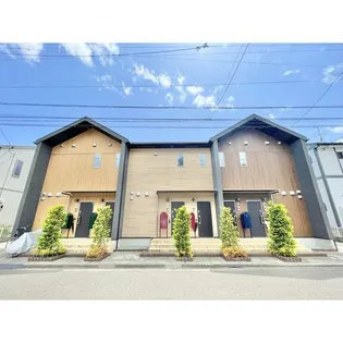 ラド・ヒュース リンドラ【102号室】の外観