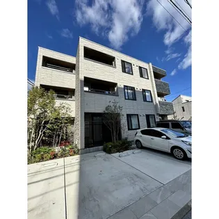 シャーメゾンアムール【1階】の外観