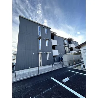 ラピスラズリ【1階】の外観