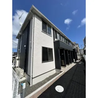 アインタウゼント3【1階】の外観