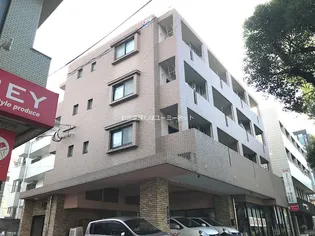 AXIS【2階】の外観