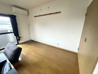 れいめい武【202号室】の寝室