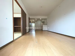 クレアシオン城西C棟【1階】の居間