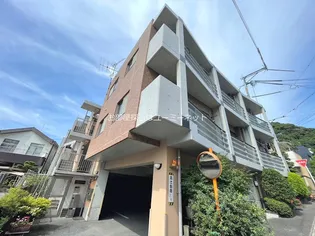 ヒルズ草牟田A棟【201号室】の外観