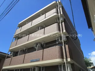 クリスタルメゾンの画像