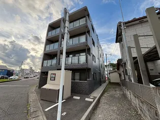 Santacruz東谷山【4階】の外観