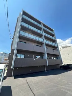 LAーCHIC谷山駅前の画像