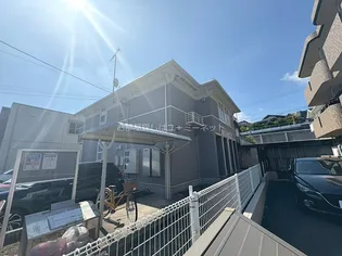 サイドアヴェニュ−【1階】の外観