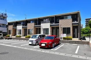 ピーノ ヴェント【2階】の外観