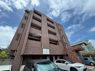 レクエルド・アイ【2階】の外観