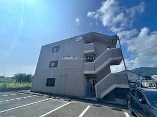 鹿児島県姶良市平松【マンション】の外観