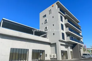 ラ・シック四季美【1階】の外観