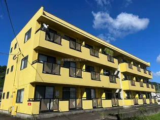 マンションRAWL【1階】の外観