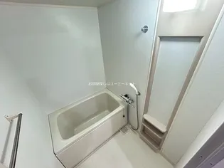 ロイヤルハイツ【301号室】の風呂