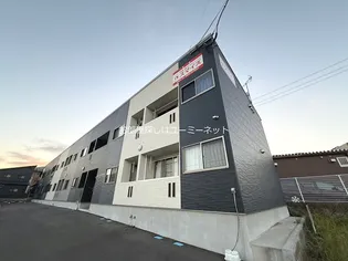 レ・ニンフェア【201号室】の外観