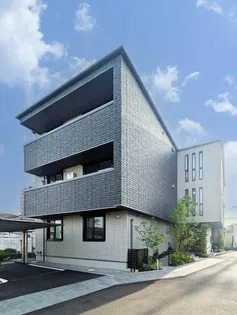 シャーメゾンMOTOYAMA【1階】の外観