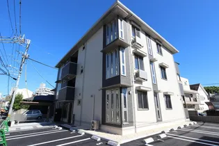 カーサベルデ 国府【2階】の外観