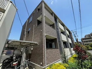 ニューエンパイヤA【2階】の外観