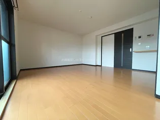 カーサカラ【305号室】の居間