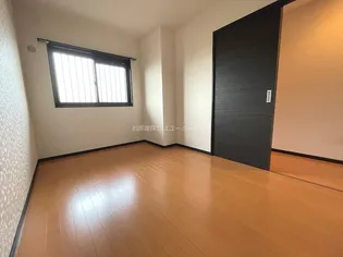 カーサカラ【305号室】の寝室