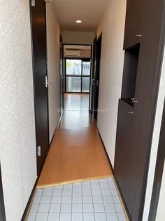 カーサカラ【305号室】の玄関