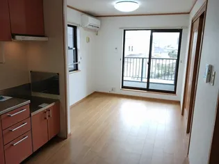 コリ−ヌ華Ⅱ【2階】の居間