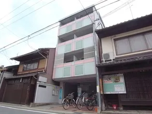 クリスタルハイツの画像