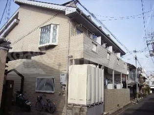 「パヴィオン・ド・ラレーヌ」【1階】の外観