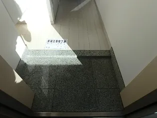 LUMINOUS新大阪【11階】の玄関