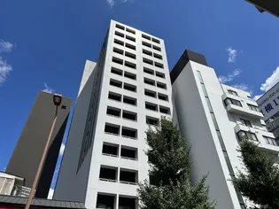 デュオン新大阪レジデンス【3階】の外観