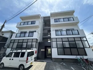 フレスマンション江坂【2階】の外観