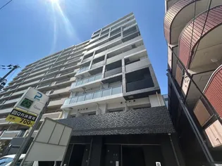 プレサンスOSAKA三国ネオス【2階】の外観