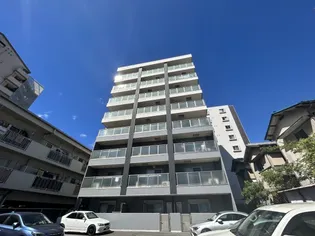 リバレイン江坂【7階】の外観