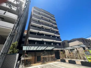 ウインズコート新大阪【4階】の外観