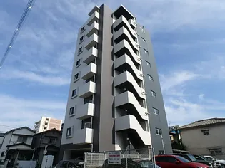 ルリーフ江坂【9階】の外観