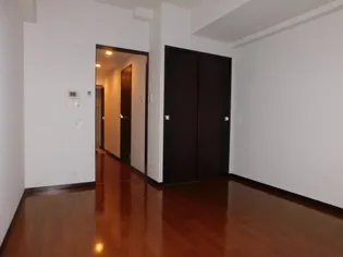 エイペックス新大阪【2階】の寝室