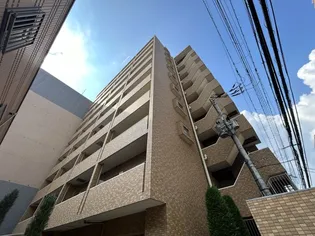 第7アローズ江坂公園【4階】の外観