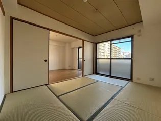 レシェンテ緑地【1階】の内装