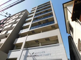 アドバンス江坂東コンフィ【6階】の外観