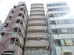 ルミエール新大阪【8階】の外観