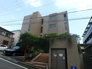 SCENE TRE(シェーネ トレ)【2階】の外観