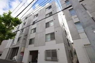 RAGUSA N5W17 A【203号室】の外観