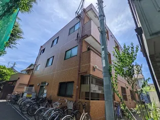 ウイング藤田【2階】の外観