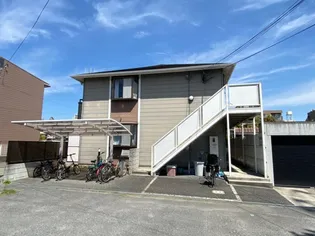 クリスタルハイツ【1階】の外観