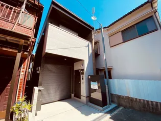 大阪府寝屋川市池田本町【一戸建】の外観