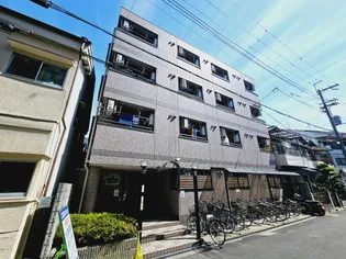 シェルコート【2階】の外観