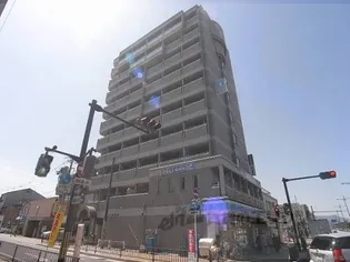 メディナ東寺【6階】の外観