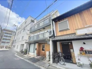 マンション巻野【202号室】の外観
